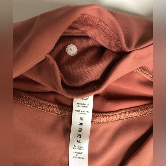 COPY - NEW Lululemon InStill HR Tight 25’’ - Picture 8 of 9